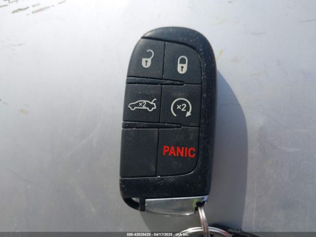 2016 CHRYSLER 200 1C3CCCBB7GN125955 Photo 10