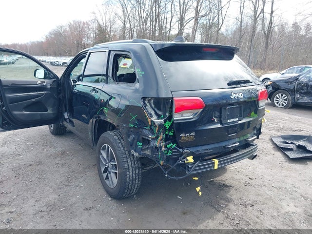 1C4RJFBG9JC427825 Jeep Grand Cherokee Limited 4x4
