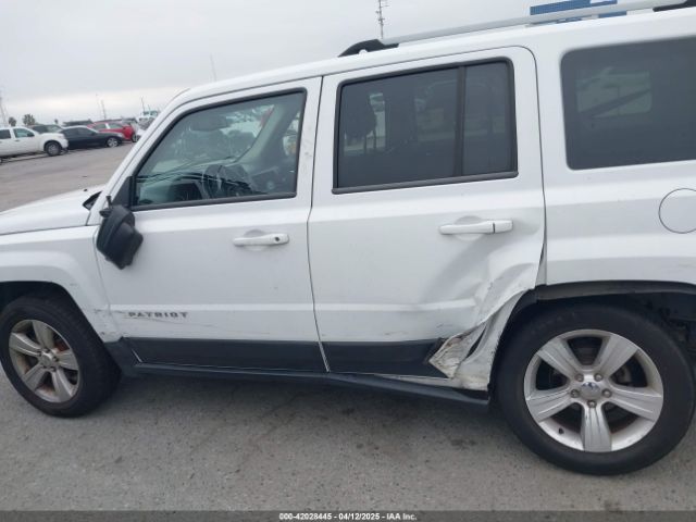 1C4NJPCB2ED694389 Jeep Patriot Limited