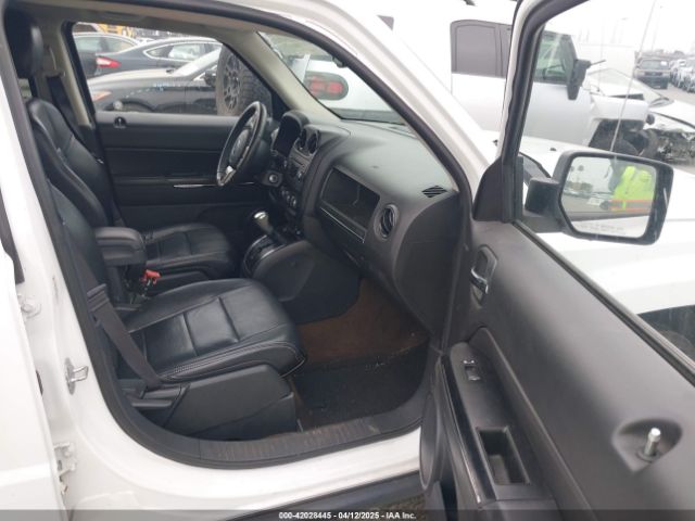 1C4NJPCB2ED694389 Jeep Patriot Limited