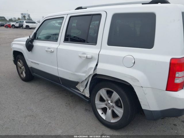 1C4NJPCB2ED694389 Jeep Patriot Limited