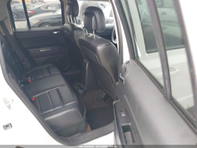 1C4NJPCB2ED694389 Jeep Patriot Limited