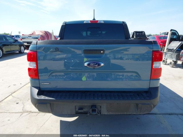 3FTTW8E38NRA74240 Ford Maverick Lariat