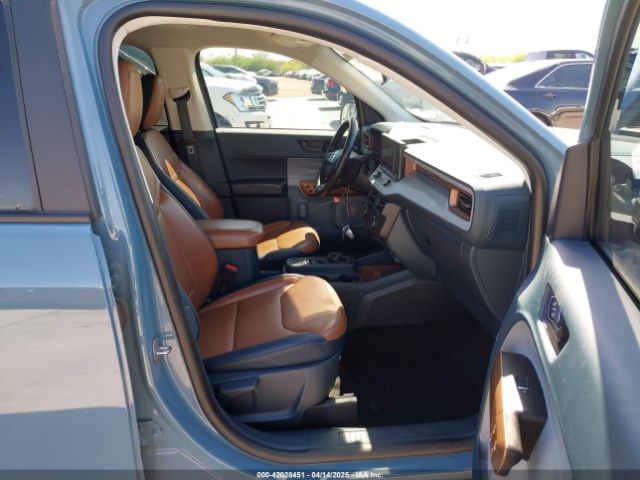 3FTTW8E38NRA74240 Ford Maverick Lariat