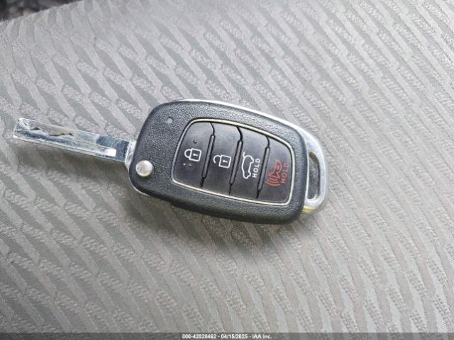 KM8SM4HF3HU186890 Hyundai Santa Fe Se
