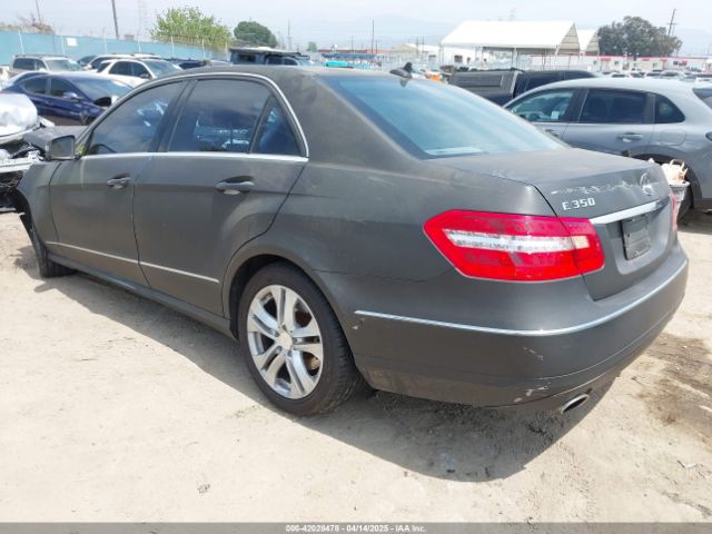 2011 MERCEDES-BENZ E 350 WDDHF5GB0BA356120 Photo 2