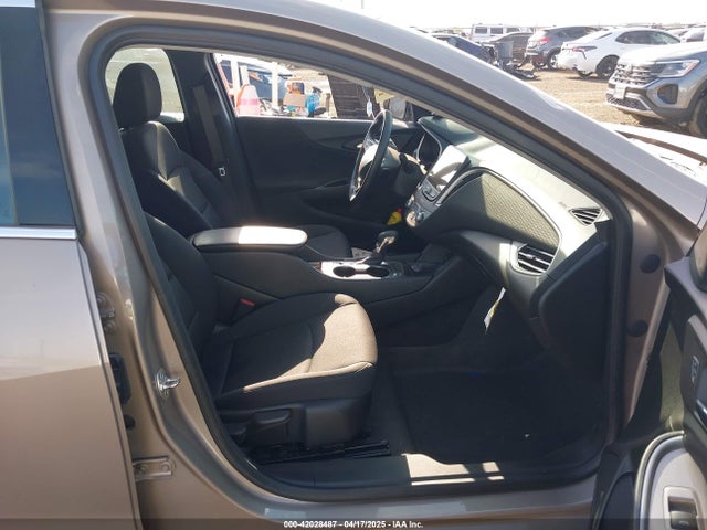 1G1ZG5ST8RF178085 Chevrolet Malibu Fwd Rs