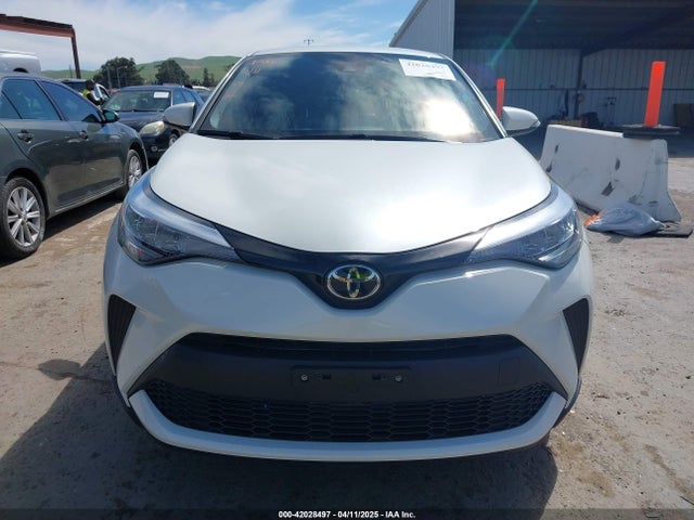 JTNKHMBX6M1096621 Toyota C-HR XLE