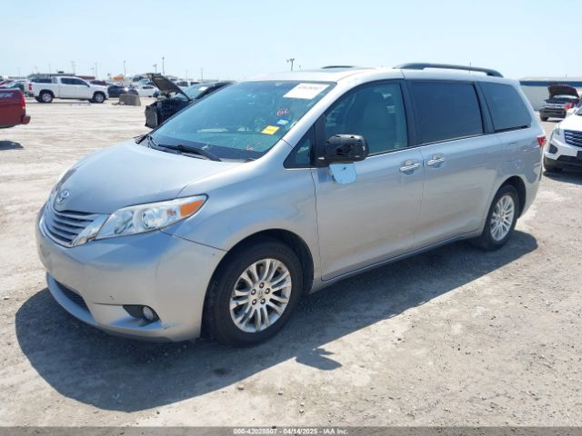5TDYZ3DC6HS877339 Toyota Sienna Xle Premium 8 Passenger