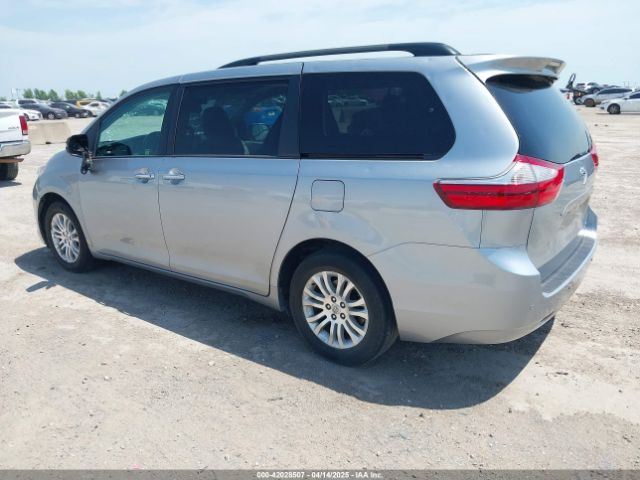 5TDYZ3DC6HS877339 Toyota Sienna Xle Premium 8 Passenger