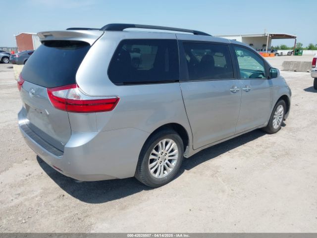 5TDYZ3DC6HS877339 Toyota Sienna Xle Premium 8 Passenger