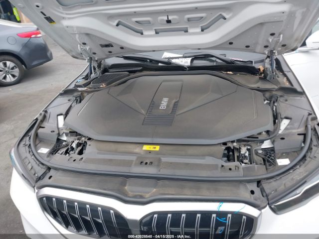 WBY33FK03RCR99079 BMW I5 Edrive40