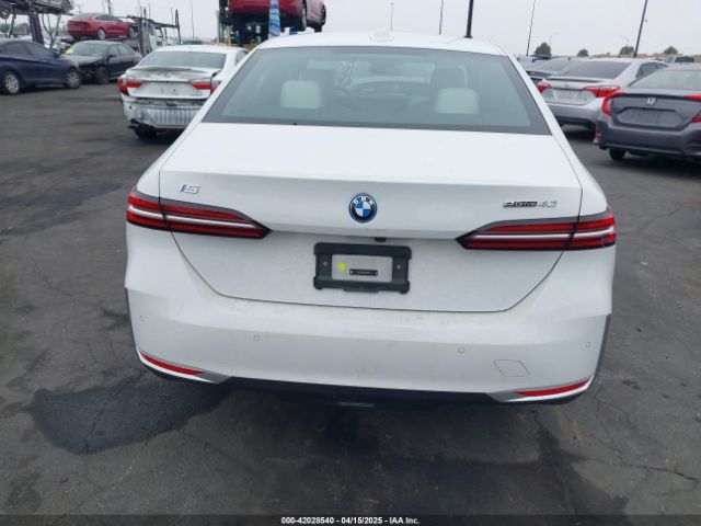 WBY33FK03RCR99079 BMW I5 Edrive40