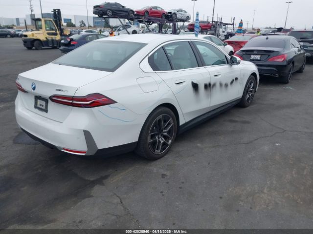 WBY33FK03RCR99079 BMW I5 Edrive40