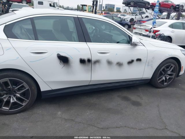 WBY33FK03RCR99079 BMW I5 Edrive40