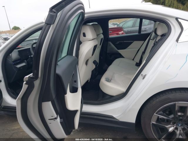 WBY33FK03RCR99079 BMW I5 Edrive40