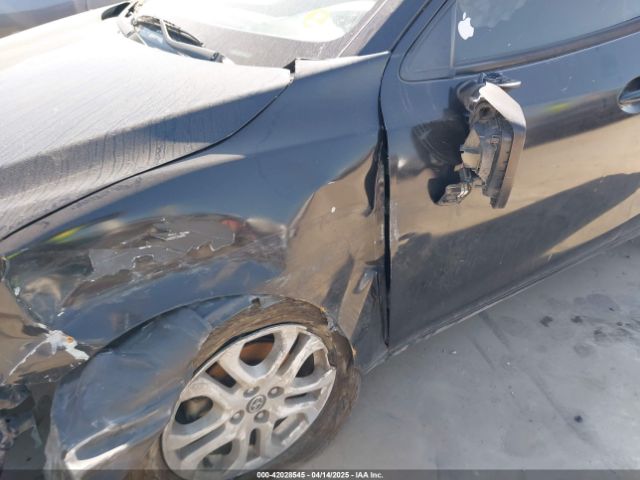 3MYDLBZVXGY109120 Scion IA