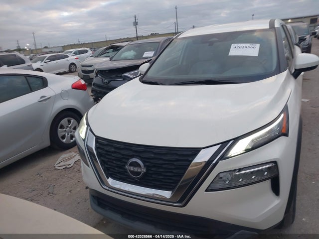 JN8BT3BA5PW425636 Nissan Rogue Sv Fwd