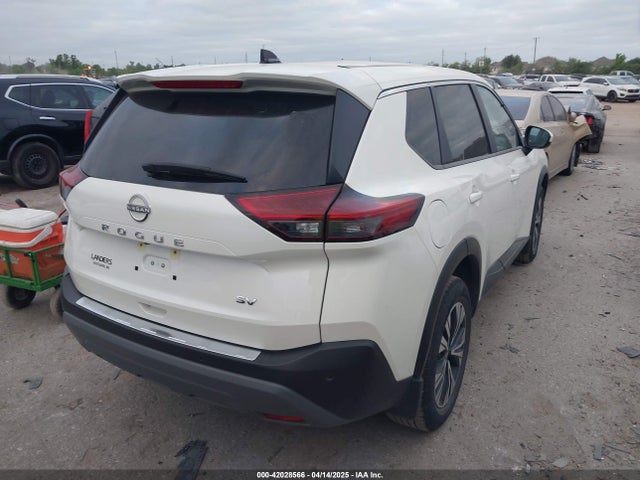 JN8BT3BA5PW425636 Nissan Rogue Sv Fwd