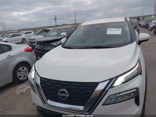 JN8BT3BA5PW425636 Nissan Rogue Sv Fwd