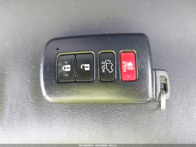JTMRJREV1GD019074 Toyota Rav4 Hybrid Xle