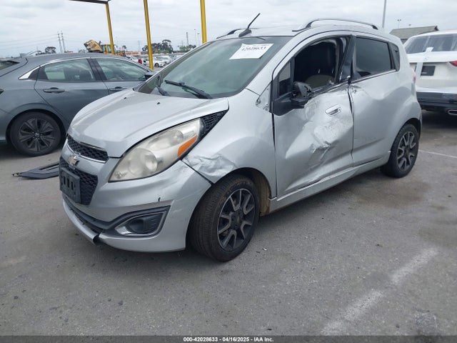 Chevrolet Spark 2lt Auto 2014 KL8CF6S98EC420162 Image 2