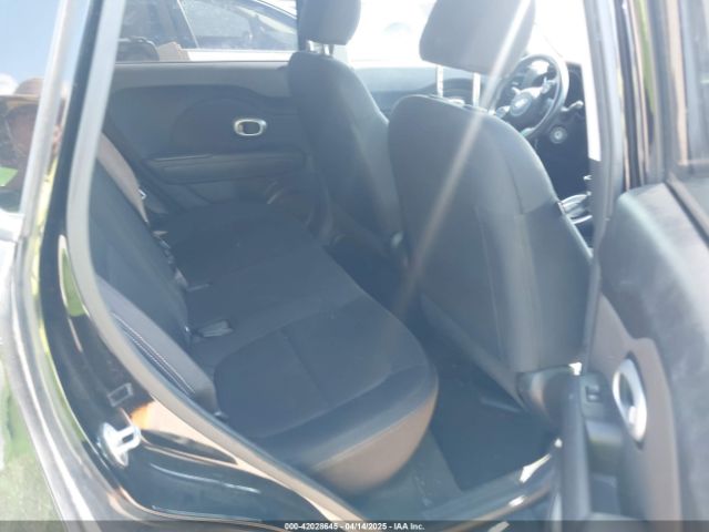 KNDJN2A23G7246205 KIA Soul
