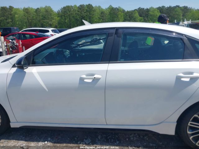 3KPF44AC3NE477289 KIA FORTE GT