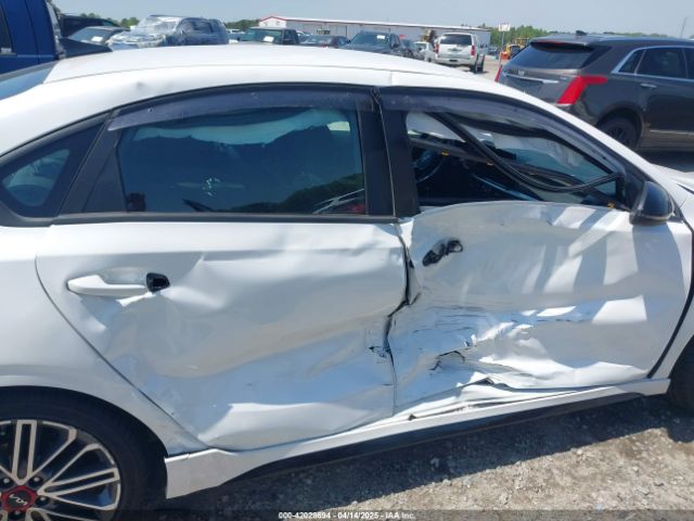 3KPF44AC3NE477289 KIA FORTE GT