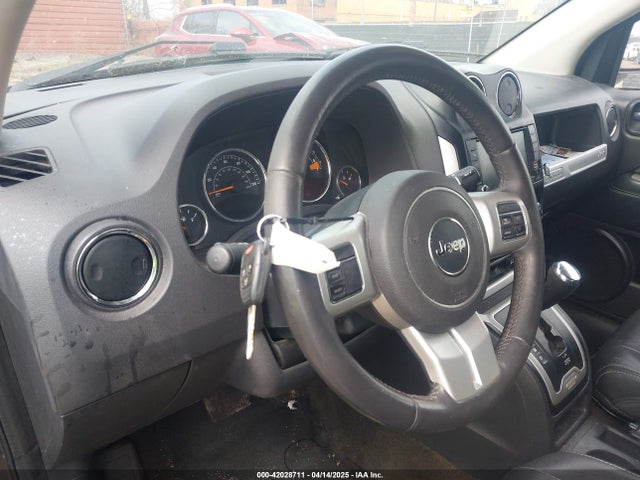 1C4NJCEA6HD206885 Jeep Compass Latitude Fwd