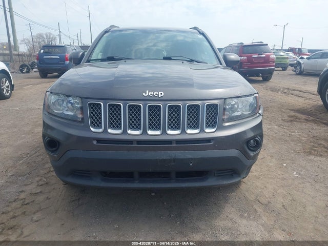 1C4NJCEA6HD206885 Jeep Compass Latitude Fwd