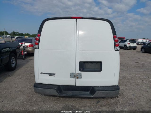 1GCSGAFX2E1121841 Chevrolet Express 1500 Work Van