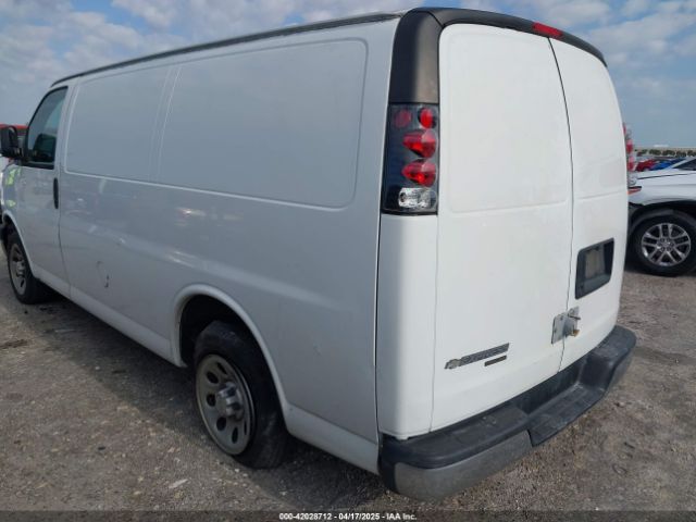 1GCSGAFX2E1121841 Chevrolet Express 1500 Work Van