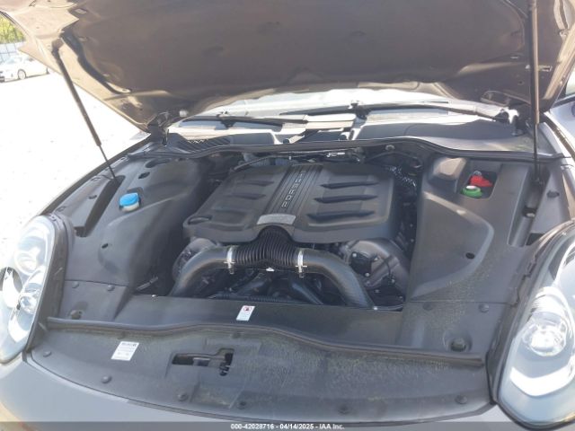 2018 PORSCHE CAYENNE WP1AB2A21JLA60264 Photo 9