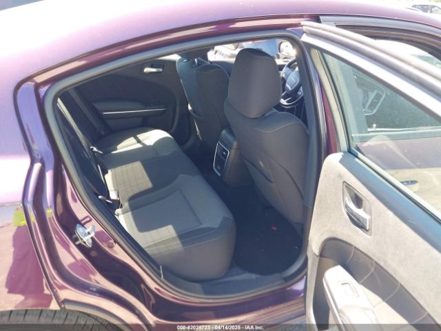 2C3CDXBG5LH220064 Dodge Charger Sxt Rwd