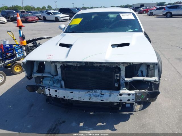 2C3CDZAG4FH739754 Dodge Challenger Sxt