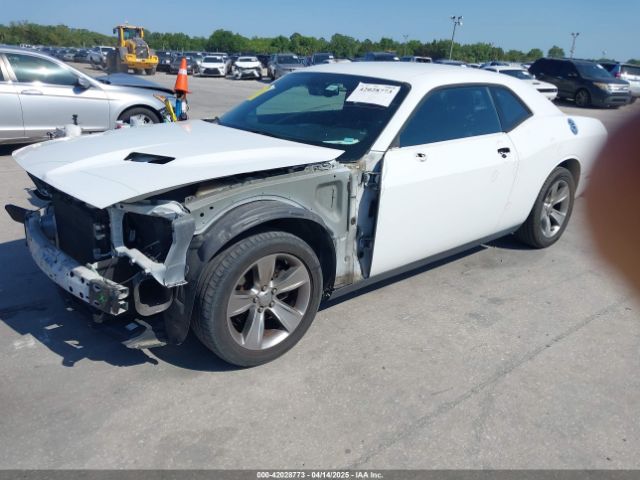 2C3CDZAG4FH739754 Dodge Challenger Sxt