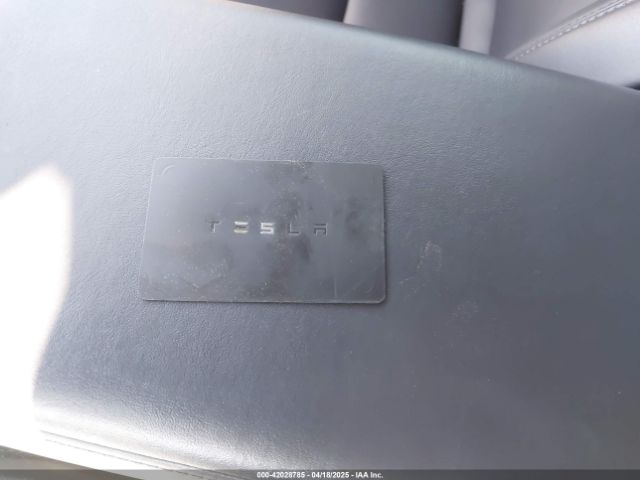 5YJ3E1EA5JF063555 Tesla Model 3 Long Range/mid Range