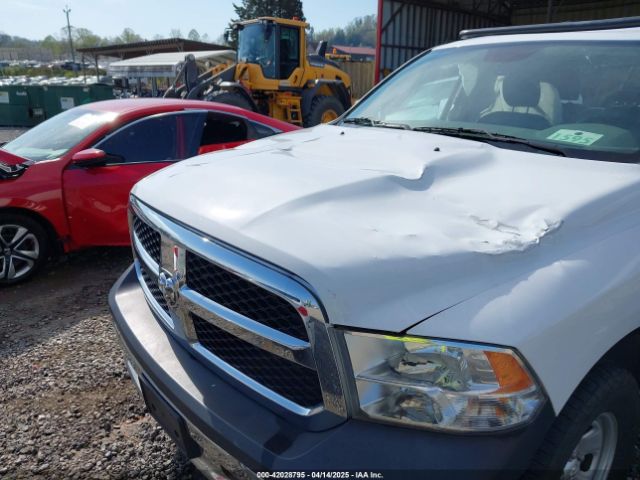 1C6RR7FG4JS328304 RAM 1500 Tradesman  4x4 6'4 Box