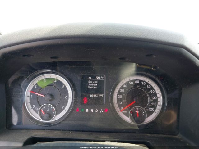 1C6RR7FG4JS328304 RAM 1500 Tradesman  4x4 6'4 Box