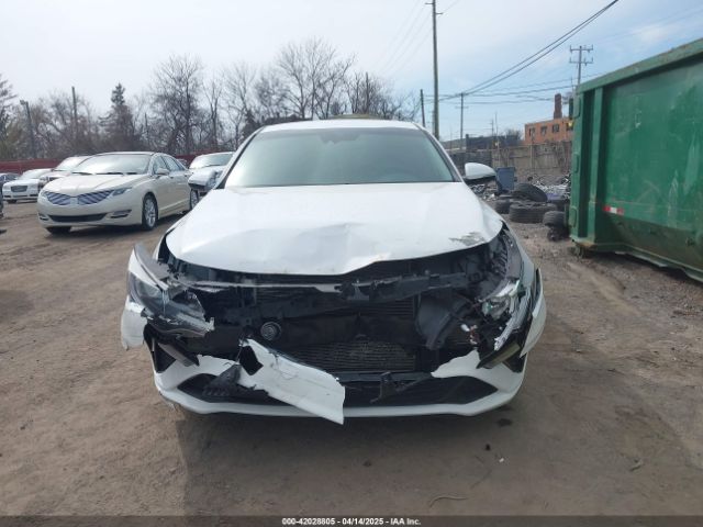 5XXGT4L35KG349675 KIA Optima Lx