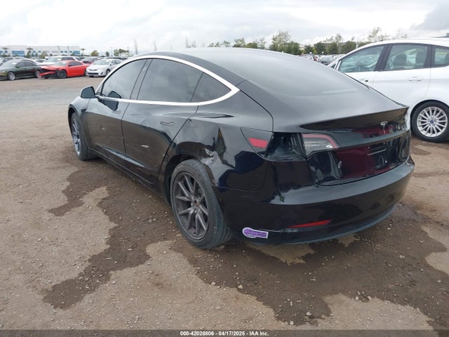 2018 TESLA MODEL 3 5YJ3E1EA1JF089196 Photo 2