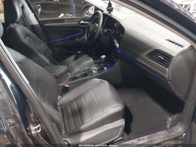 2021 VOLKSWAGEN JETTA 3VWE57BU0MM093120 Photo 4