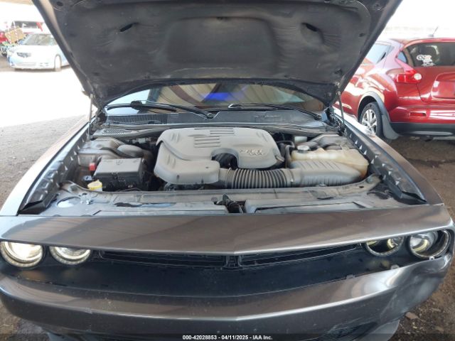 2C3CDZAG4JH263112 Dodge Challenger Sxt Plus