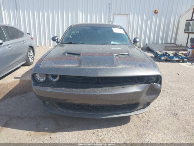 2C3CDZAG4JH263112 Dodge Challenger Sxt Plus