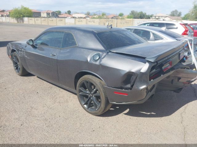 2C3CDZAG4JH263112 Dodge Challenger Sxt Plus