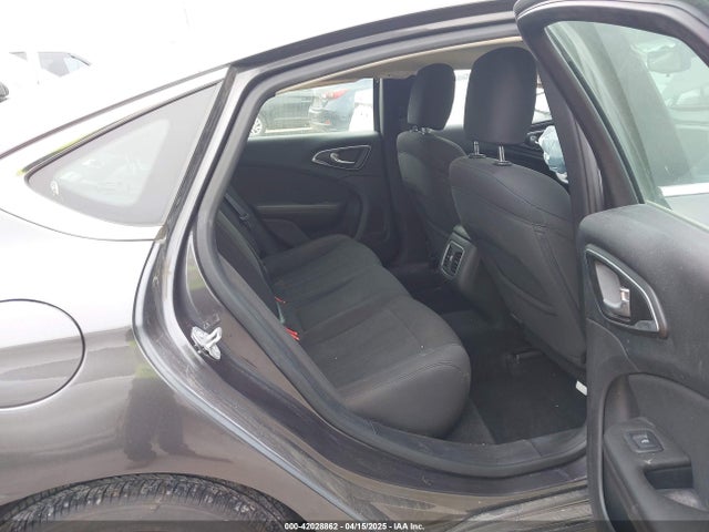 Chrysler 200 Limited 2015 1C3CCCAG2FN757483 Image 8