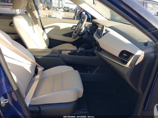 JN8AT3BA4MW019502 Nissan Rogue Sv Fwd