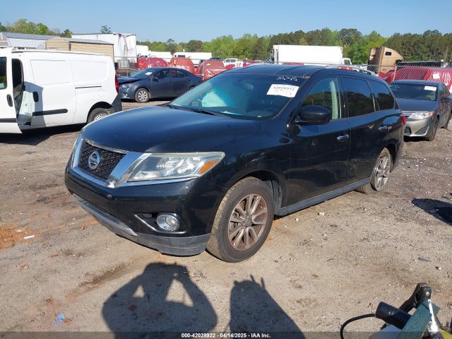 Nissan Pathfinder 2015 5N1AR2MN8FC618245 Image 2