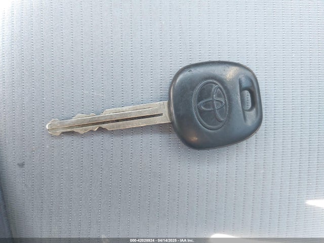 5YFBURHE6EP059424 Toyota 2zr-fe